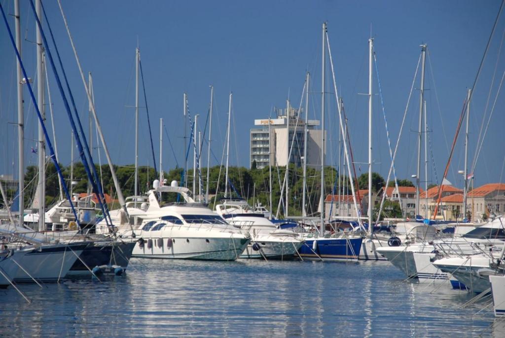 Apartment Plava Plaza Vodice Exteriör bild
