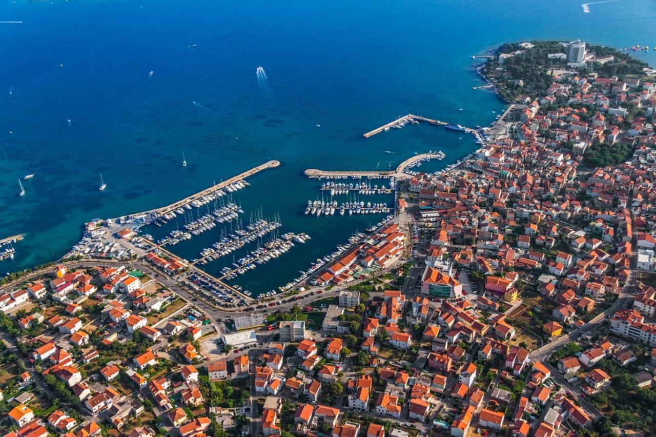 Apartment Plava Plaza Vodice Exteriör bild